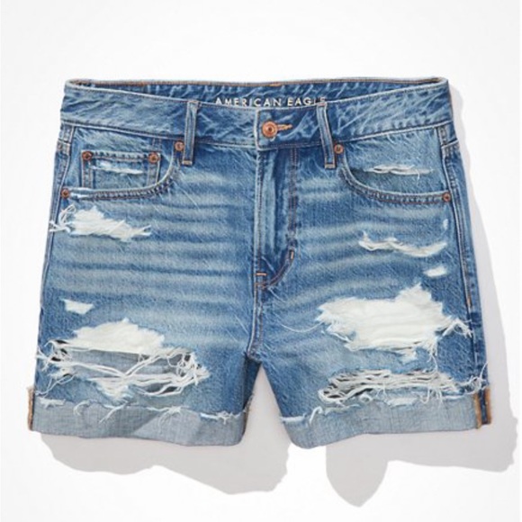 American Eagle Outfitters Pants - American Eagle low rise Tomgirl Shorts